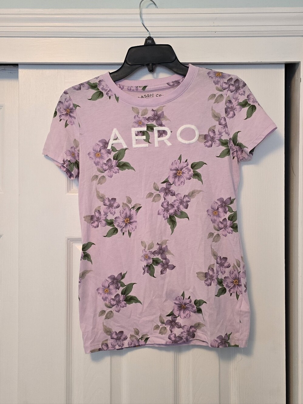 Aeropostale Womens Floral Logo Tee in Light Lavender